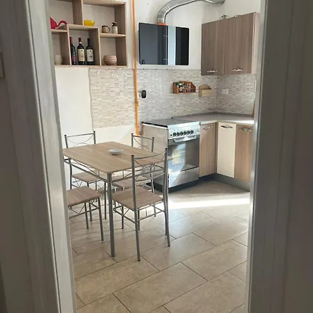 Casa Alice A 2 Passi Dal Centro 55 Mt 2 的里雅斯特