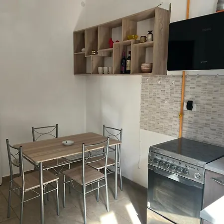 Casa Alice A 2 Passi Dal Centro 55 Mt 2 Апартаменты Триест