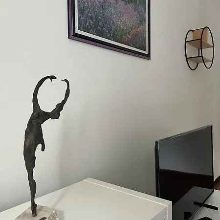 Апартаменты Casa Alice A 2 Passi Dal Centro 55 Mt 2