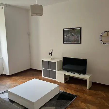 Апартаменты Casa Alice A 2 Passi Dal Centro 55 Mt 2 Триест