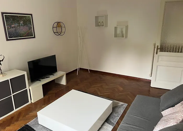 Apartment Casa Alice A 2 Passi Dal Centro 55 Mt 2 Trieste